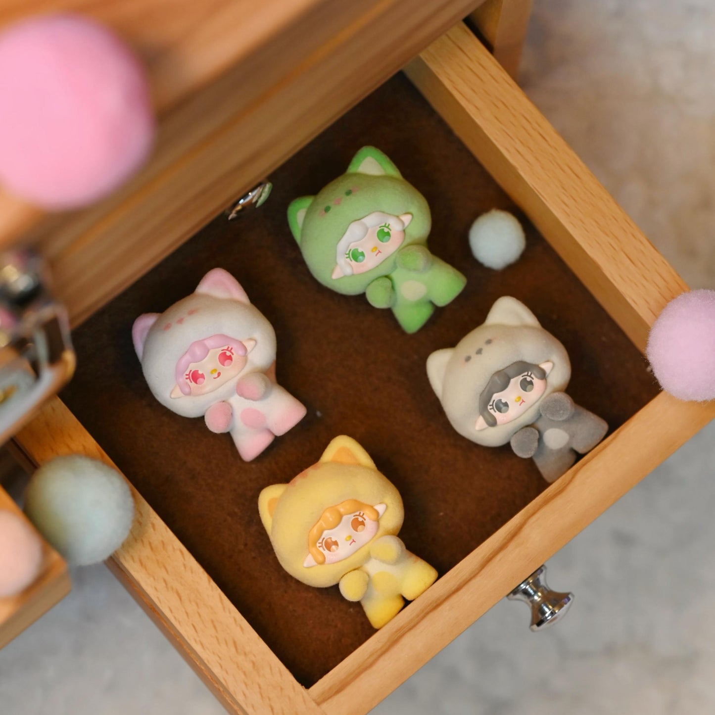 Yooki cat on the loose Mini Bean Blind Bag