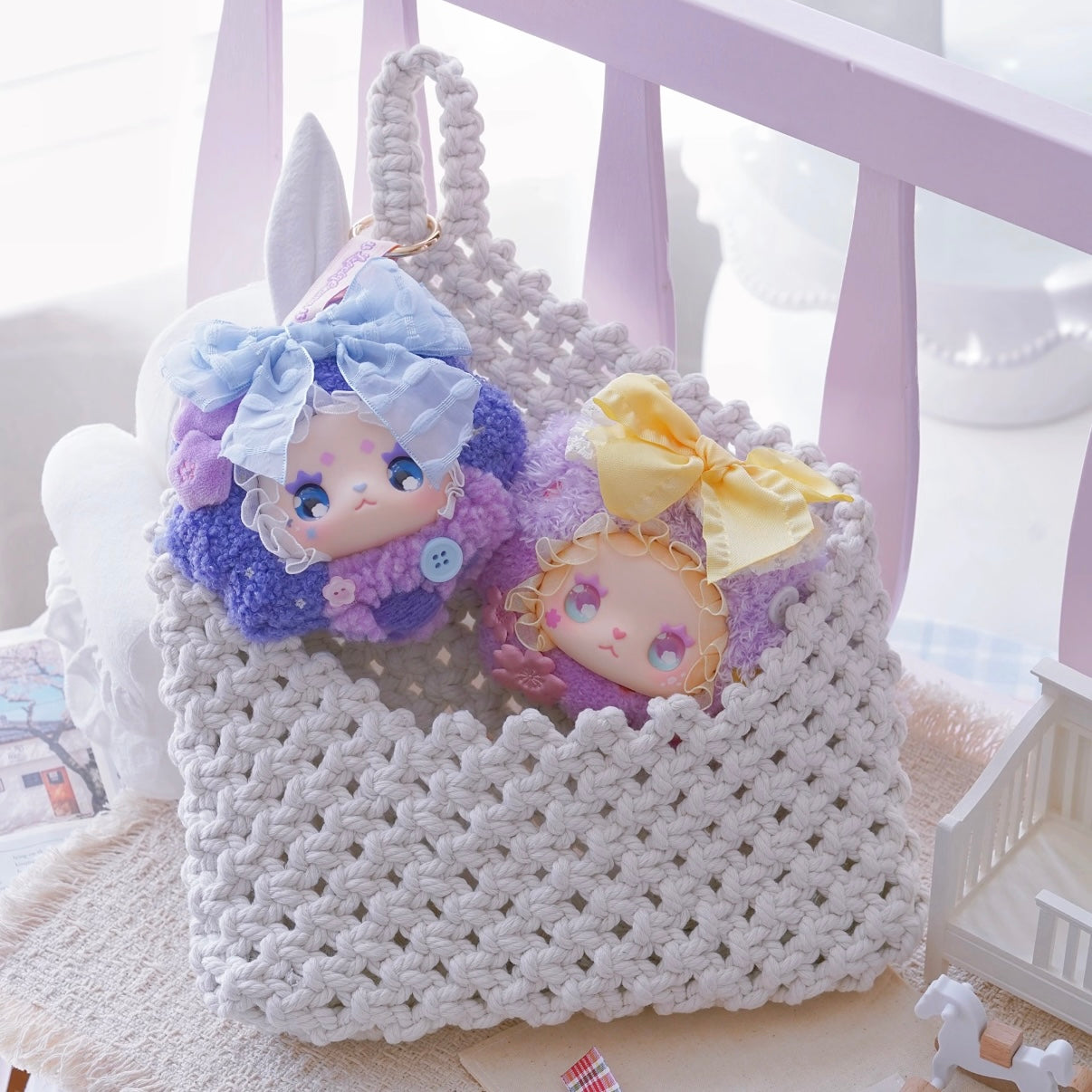 LOVELY EMMA Floral Seasons Series