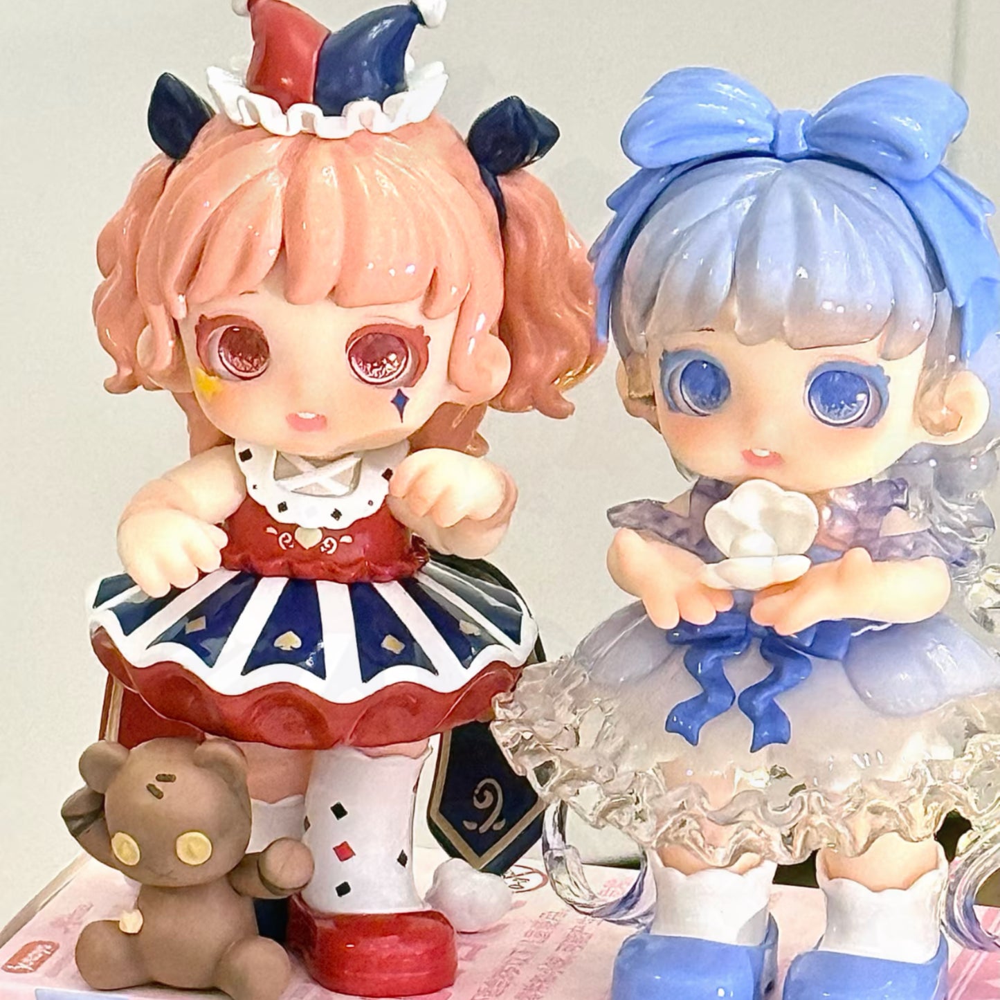 Miana Meet in Wonderland Series Blind Box