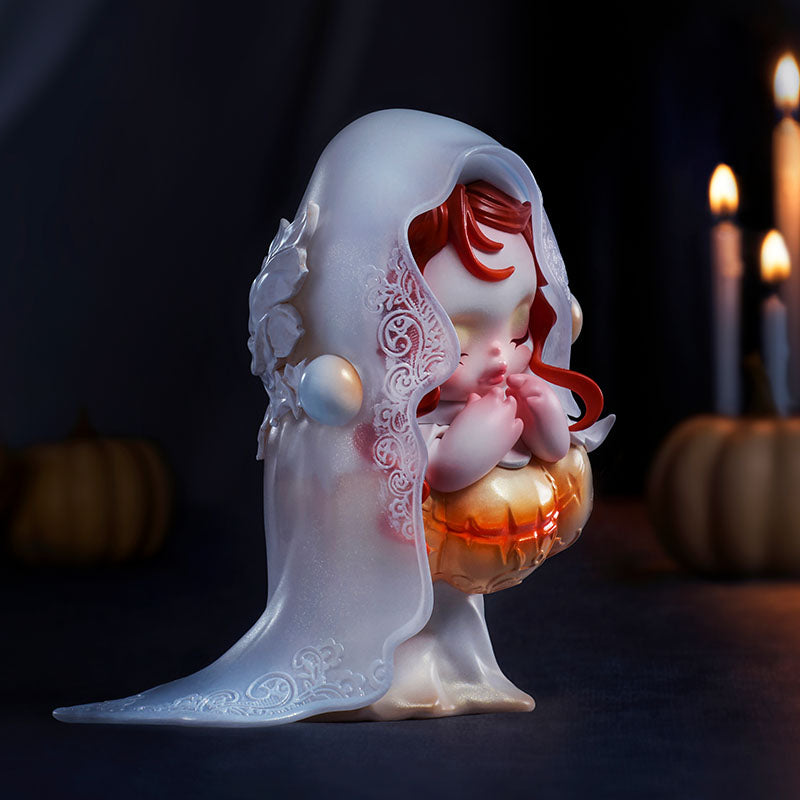 SKULLPANDA Covenant of the White Moon Figure