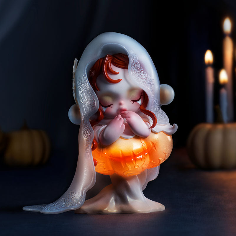 SKULLPANDA Covenant of the White Moon Figure