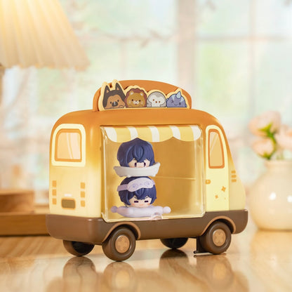 Small Dining Car Display Case