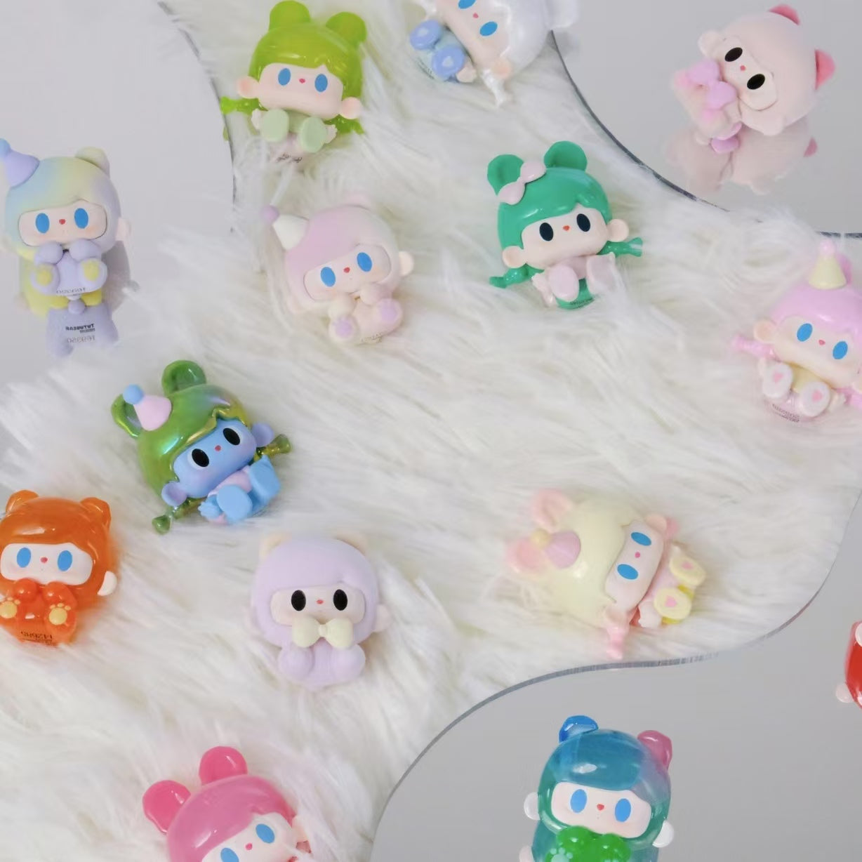 TUTUBEAR Dlocker Happy Party Series Blind Bean