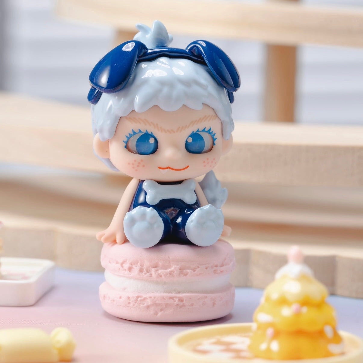 WAKUKU playing with Cats and Dogs Series