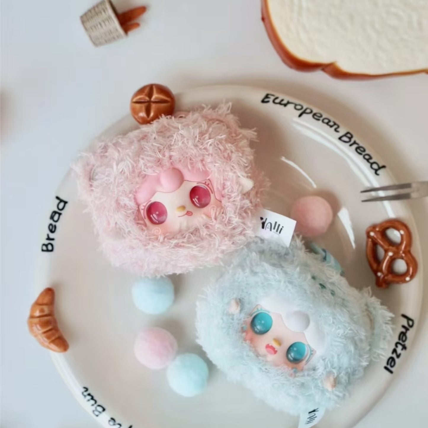 Yooki V9 Pinch Little Bear Series Blind Box